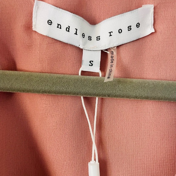 Top - Picture 2 of 4